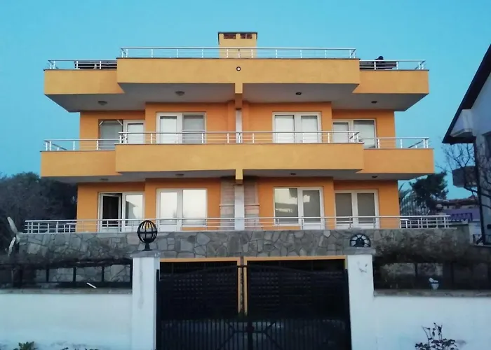 صورة غِمليك Luxurious Large Villa Near T.O.G.G Factory