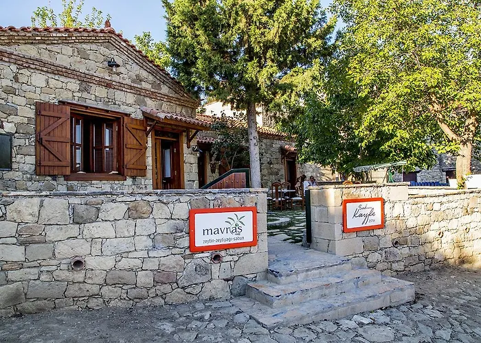 Mavras Tas Odalar Küçükkuyu fotoğrafı